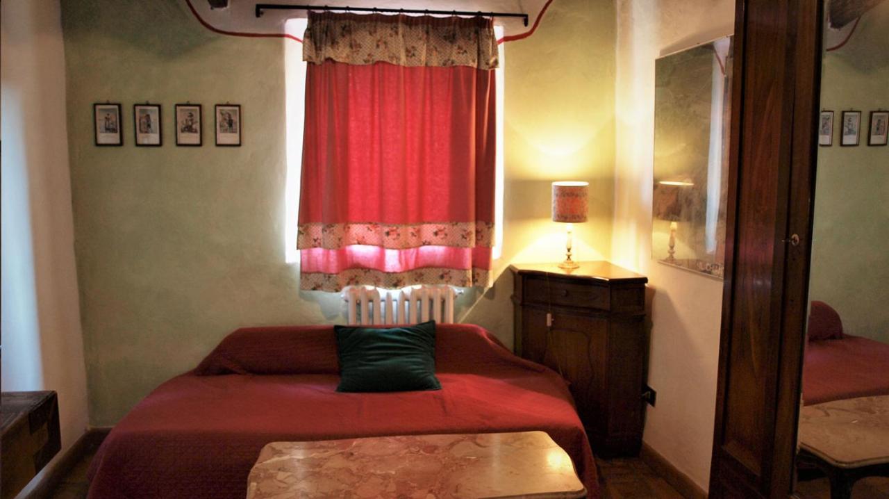 Agriturismo La Grotta Di Montecchino Siena Exterior photo