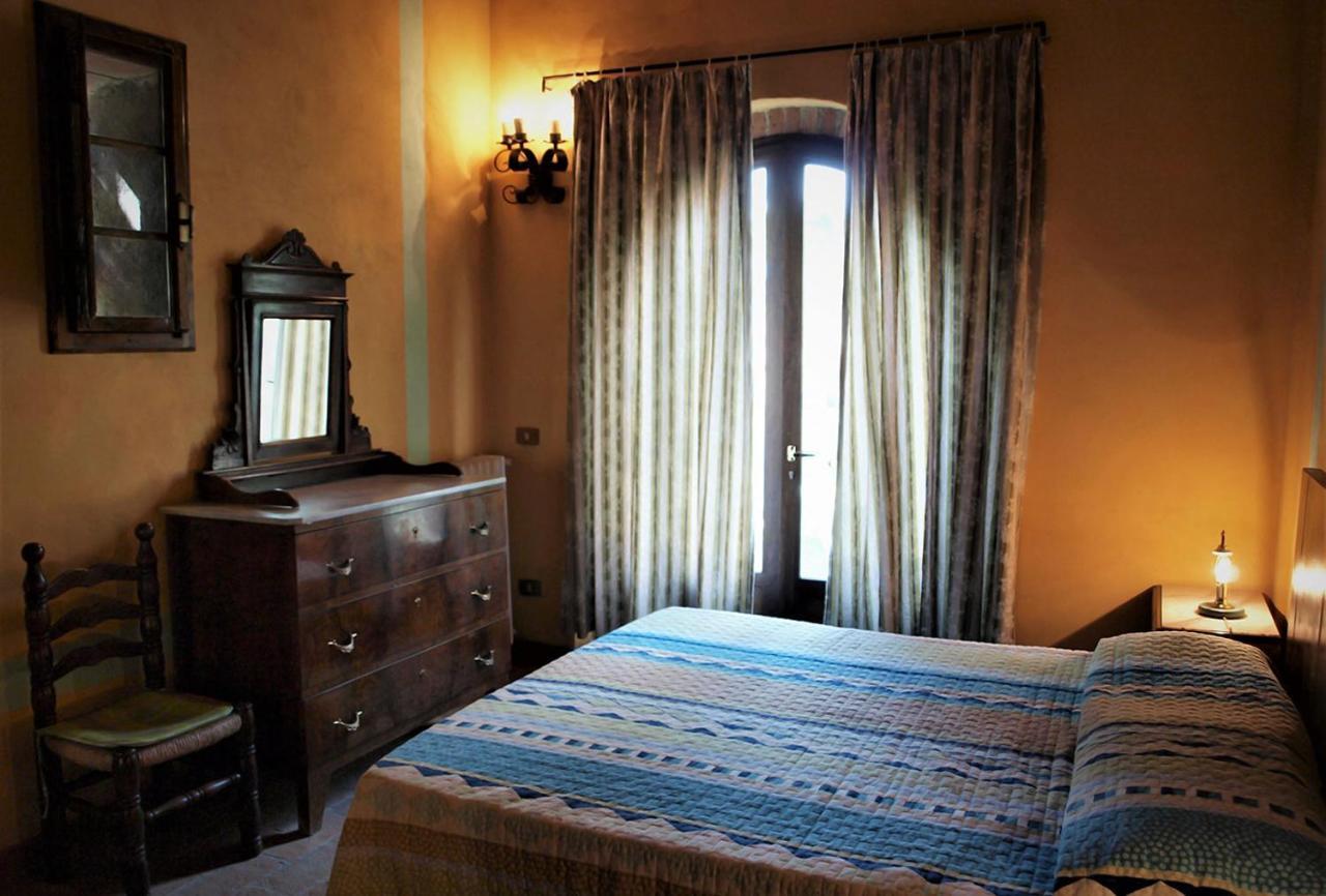 Agriturismo La Grotta Di Montecchino Siena Exterior photo