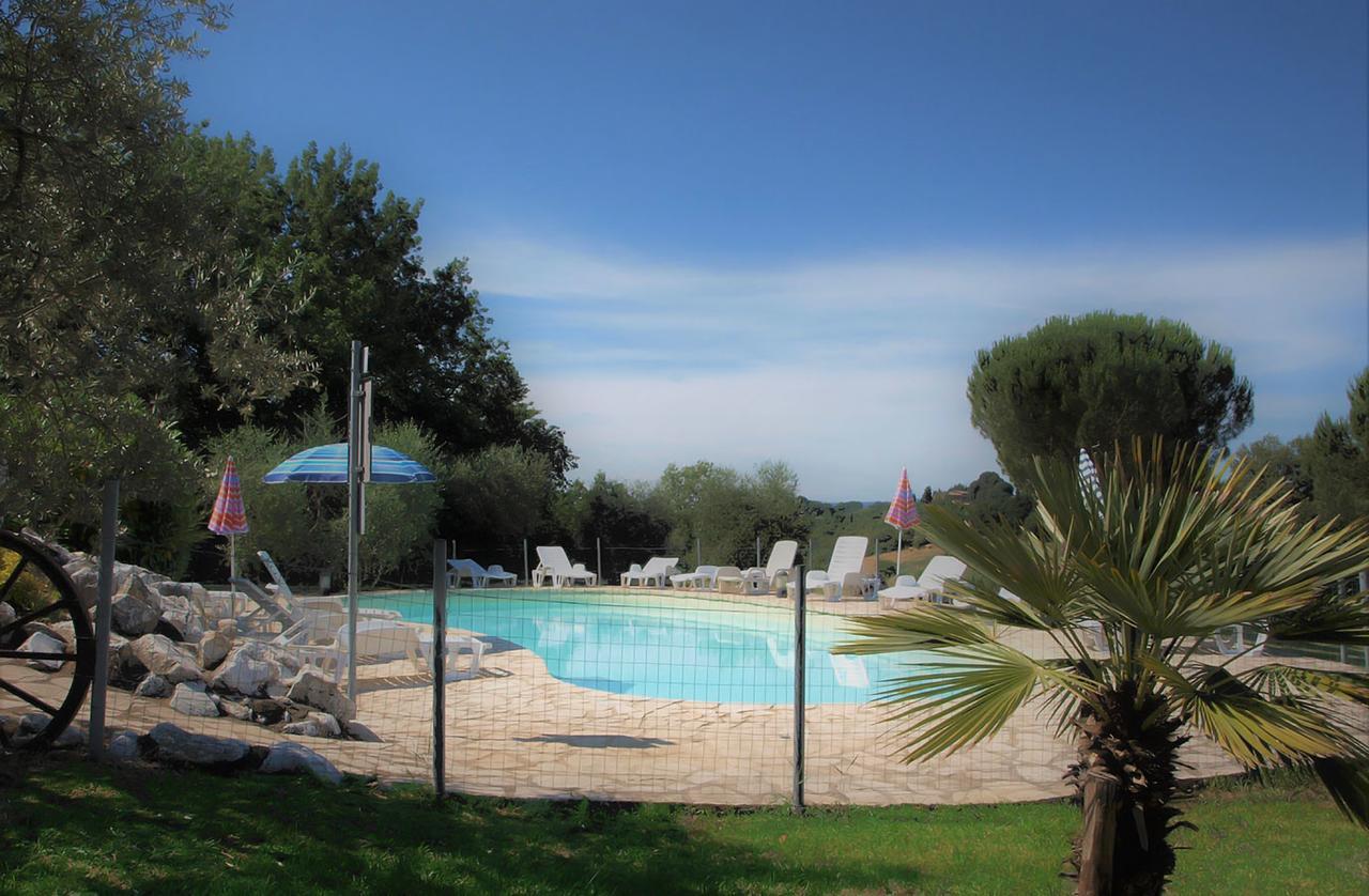 Agriturismo La Grotta Di Montecchino Siena Exterior photo